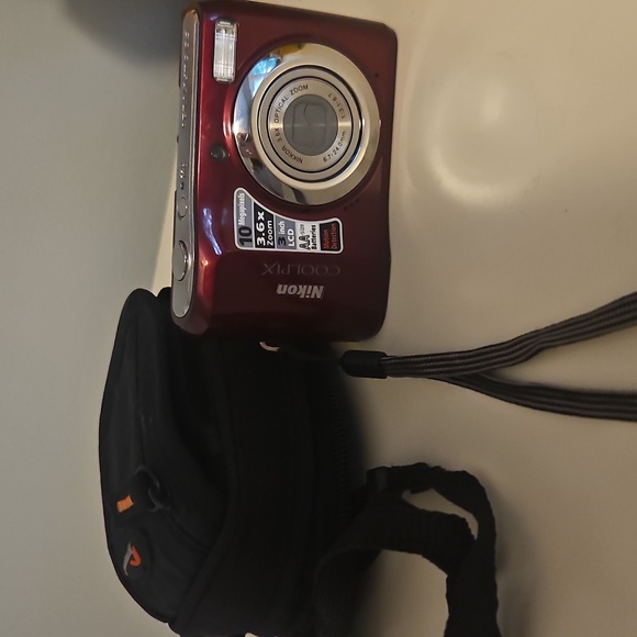Nikon Red Digital Camera with Advanced Features Coolpix L20